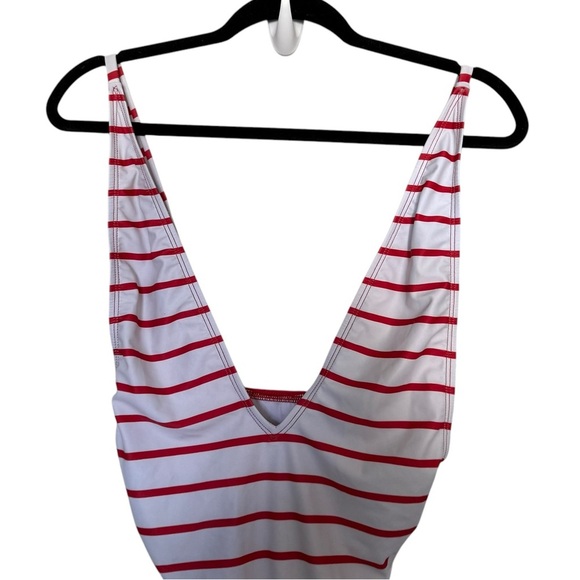 NWT Dippin Daisy’s One Piece Bathing Suit - Picture 3 of 7
